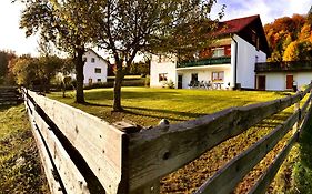 Ferienwohnung „Zum Hirschblick“ Guglöd